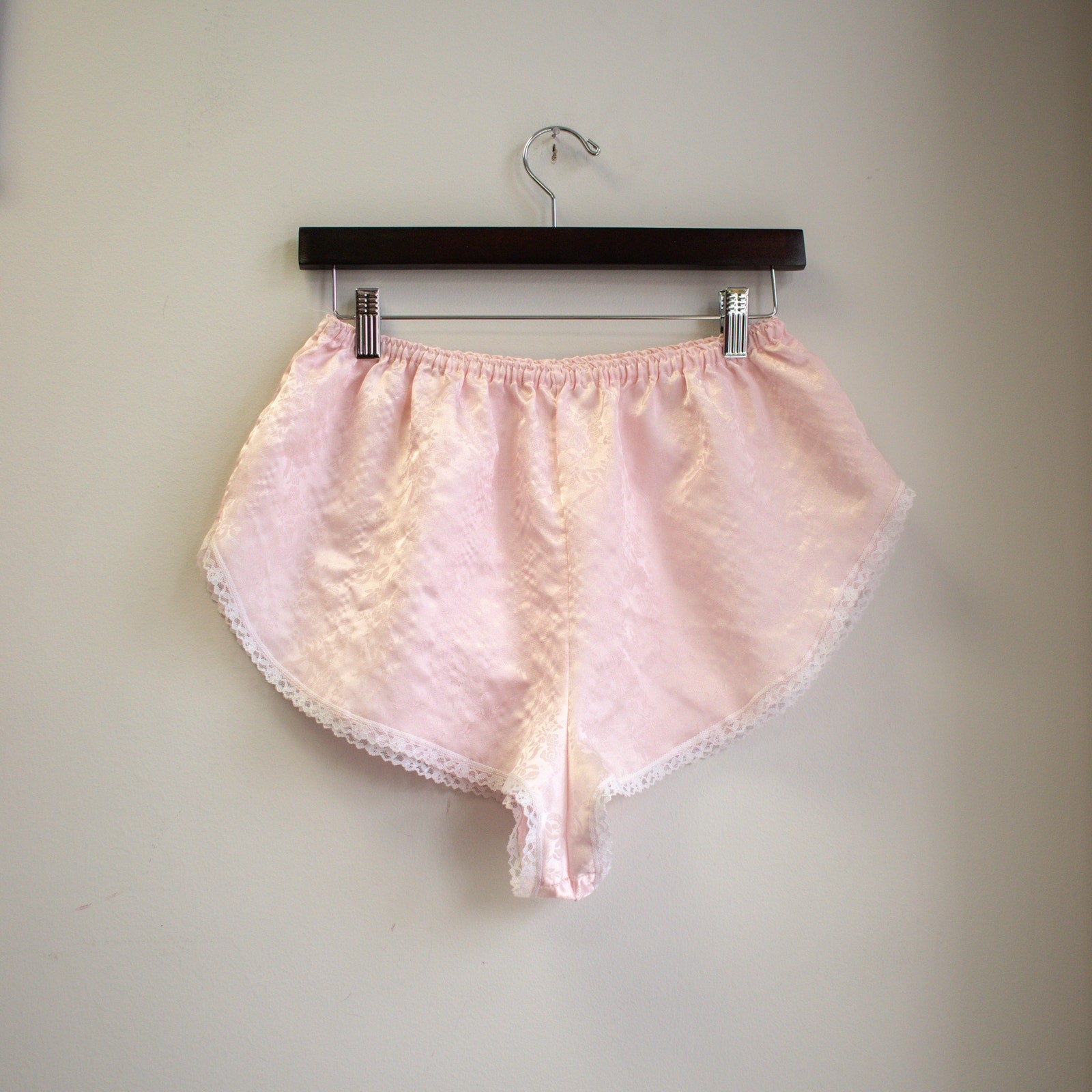 Floral Lace Pink Pajama Shorts Size Medium