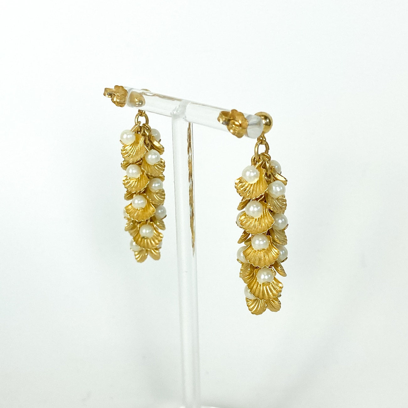 Vintage Avon Gold Tone Mermaid Earrings