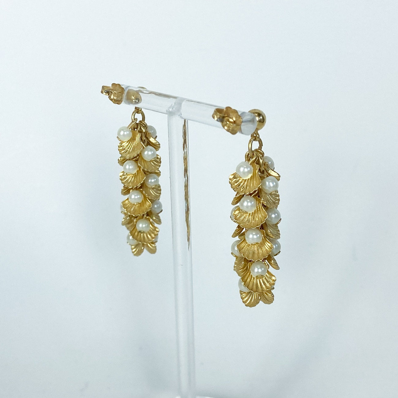 Vintage Avon Gold Tone Mermaid Earrings