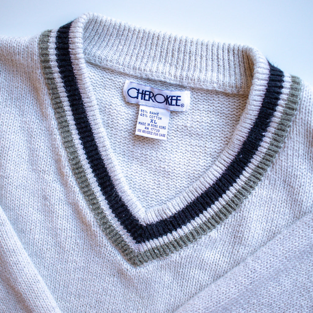 Vintage Cherokee Loose Fit Cream V-Neck Sweater Size XL