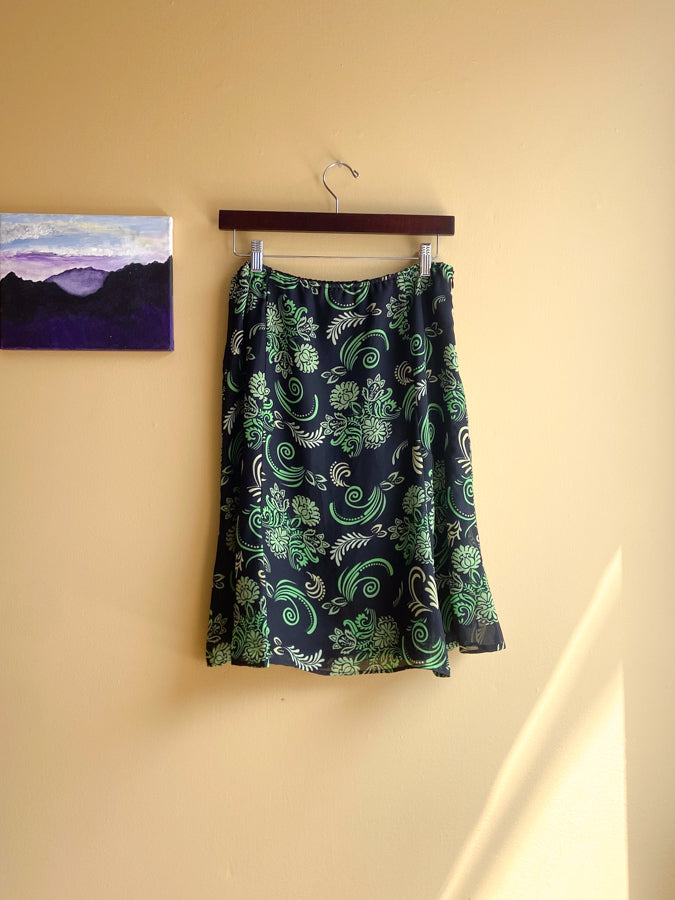 Green & Black Knee Length Skirt