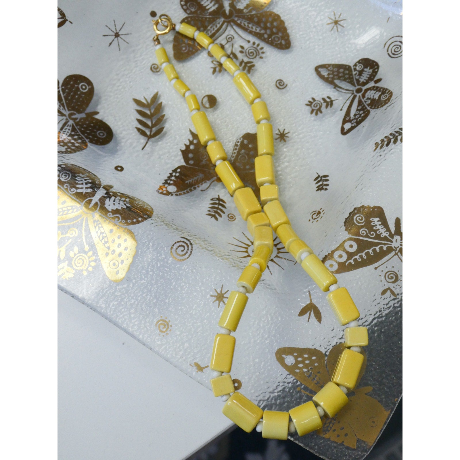 Vintage Yellow Square And Round Beaded Necklace Classic Art Deco Style
