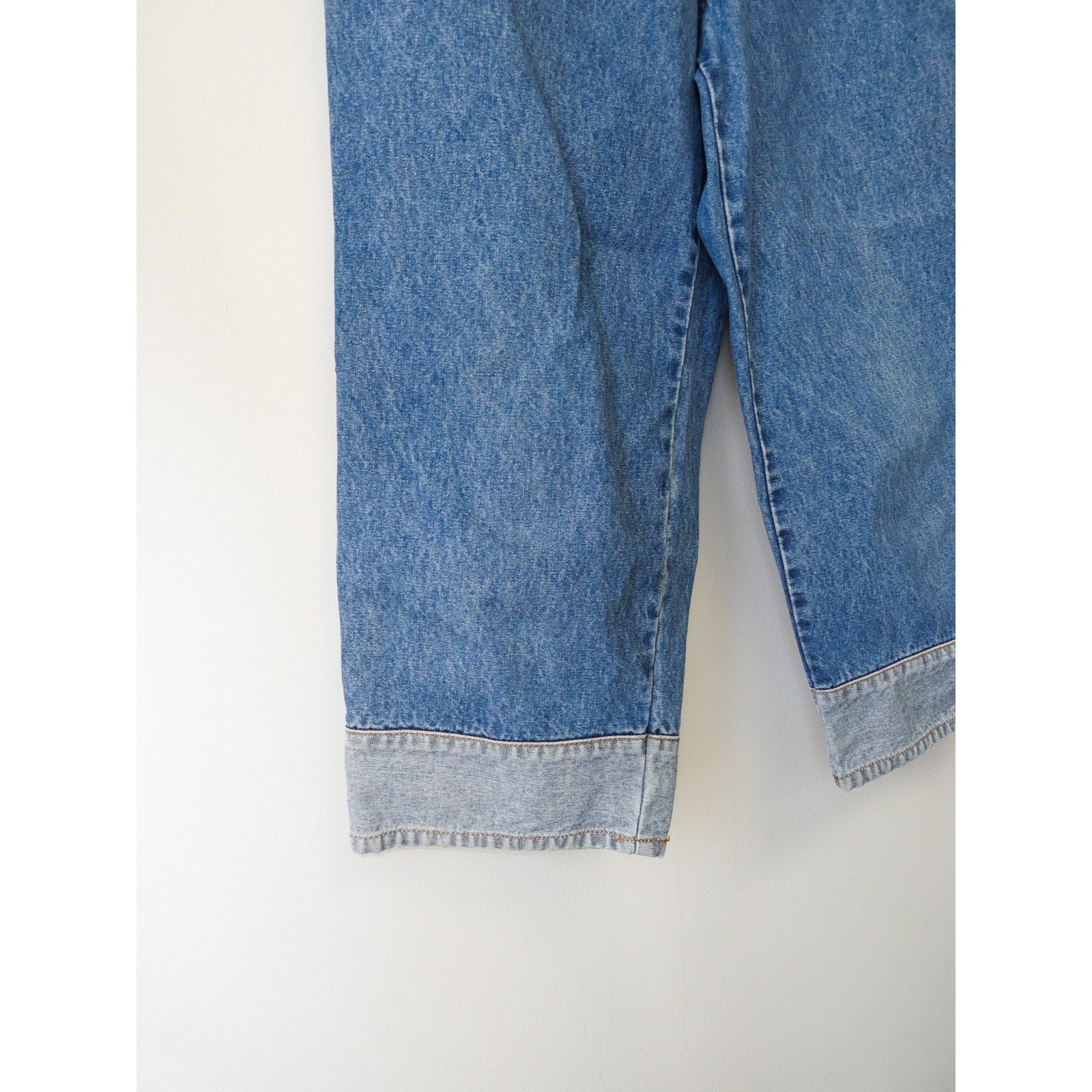 90s Denim Two-Toned Capris Size 8