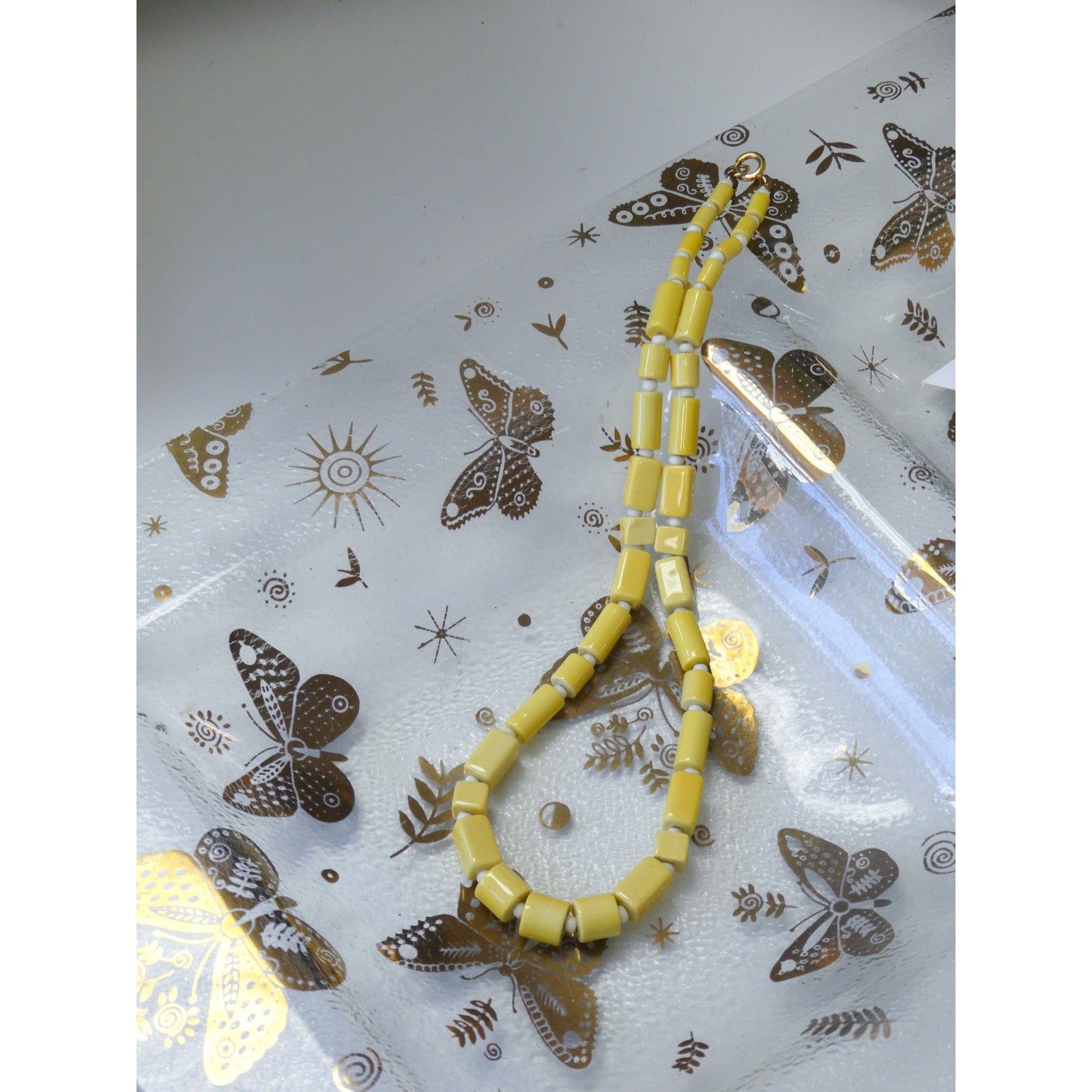 Vintage Yellow Square And Round Beaded Necklace Classic Art Deco Style